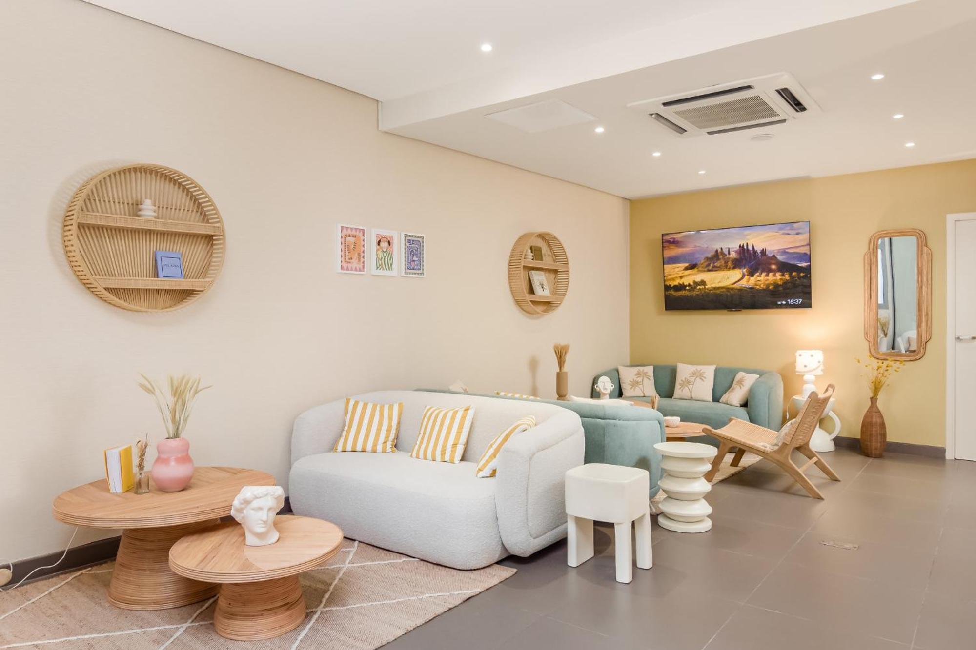 Urban Riviera Juan Les Pins - Queen Room Juan-les-Pins Exterior foto