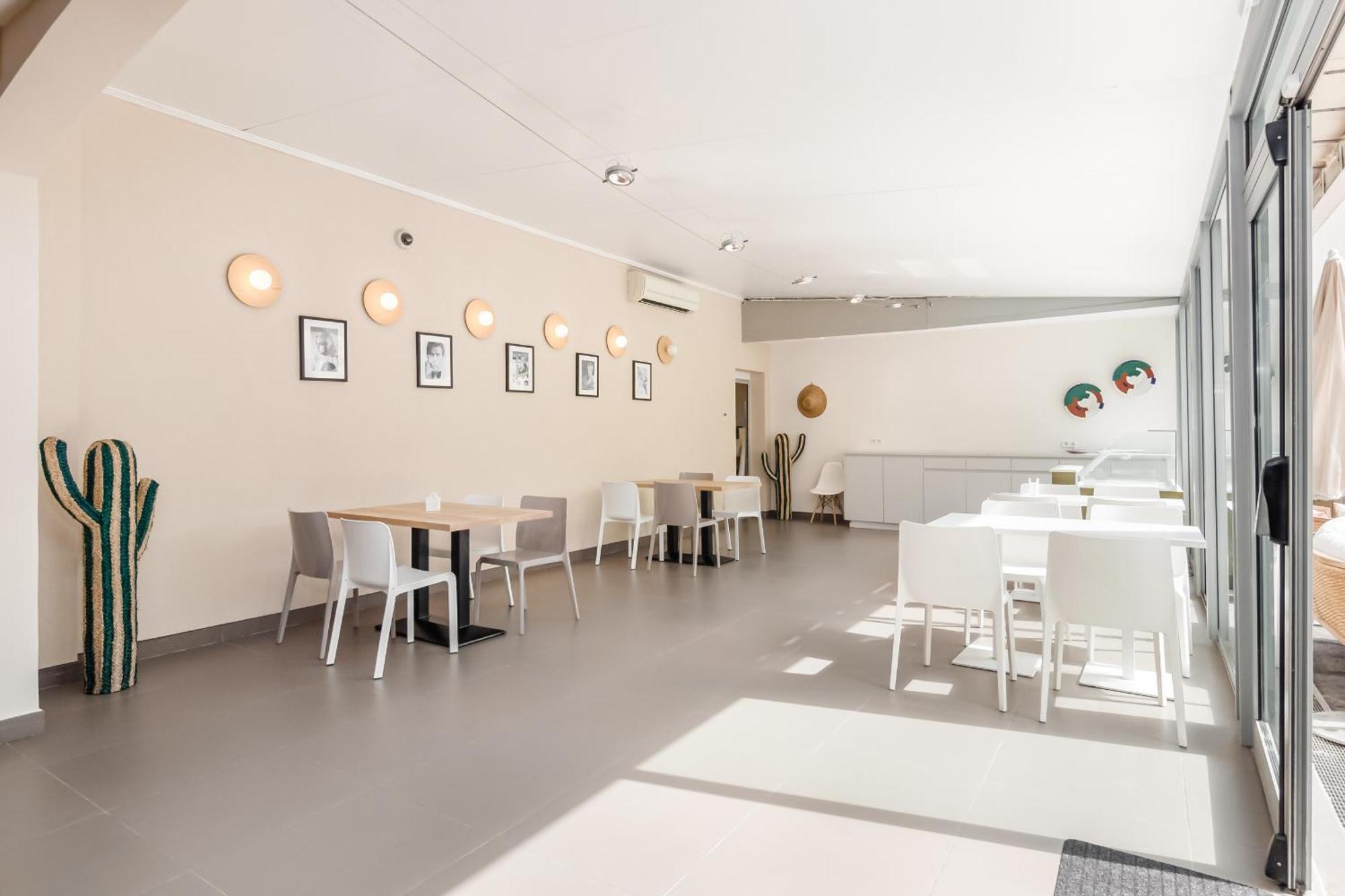 Urban Riviera Juan Les Pins - Queen Room Juan-les-Pins Exterior foto